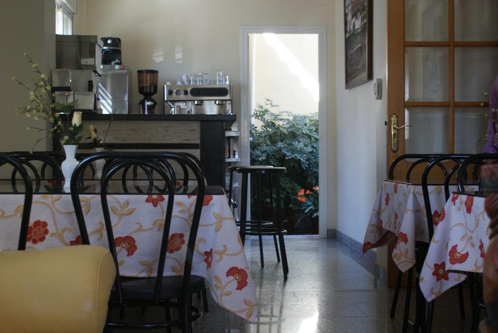 Maximiano Herculeo Córdoba Buitenkant foto